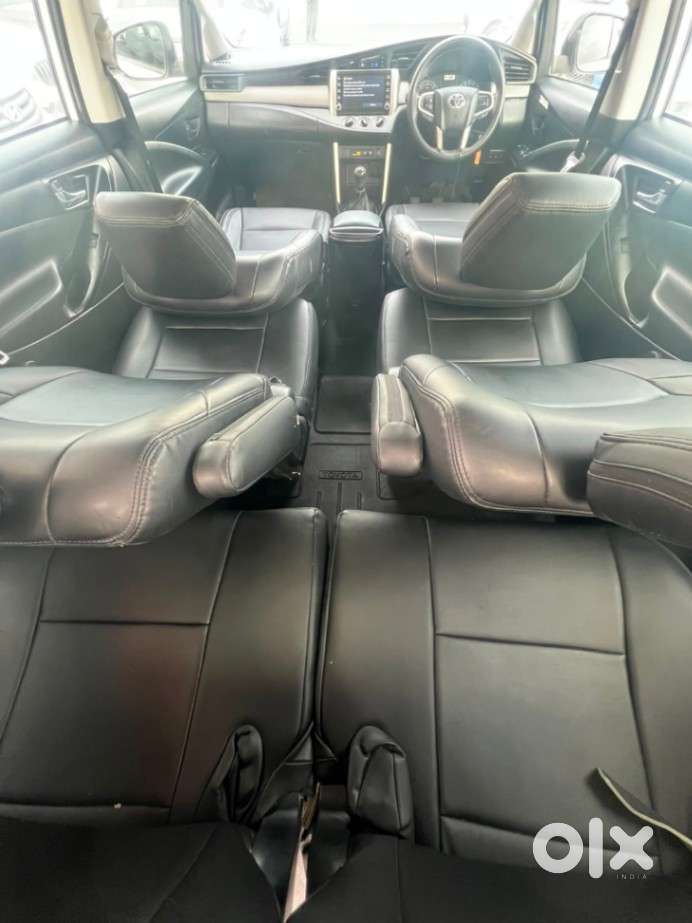 Toyota Innova Crysta 2.8 Gx At, 2024, Diesel