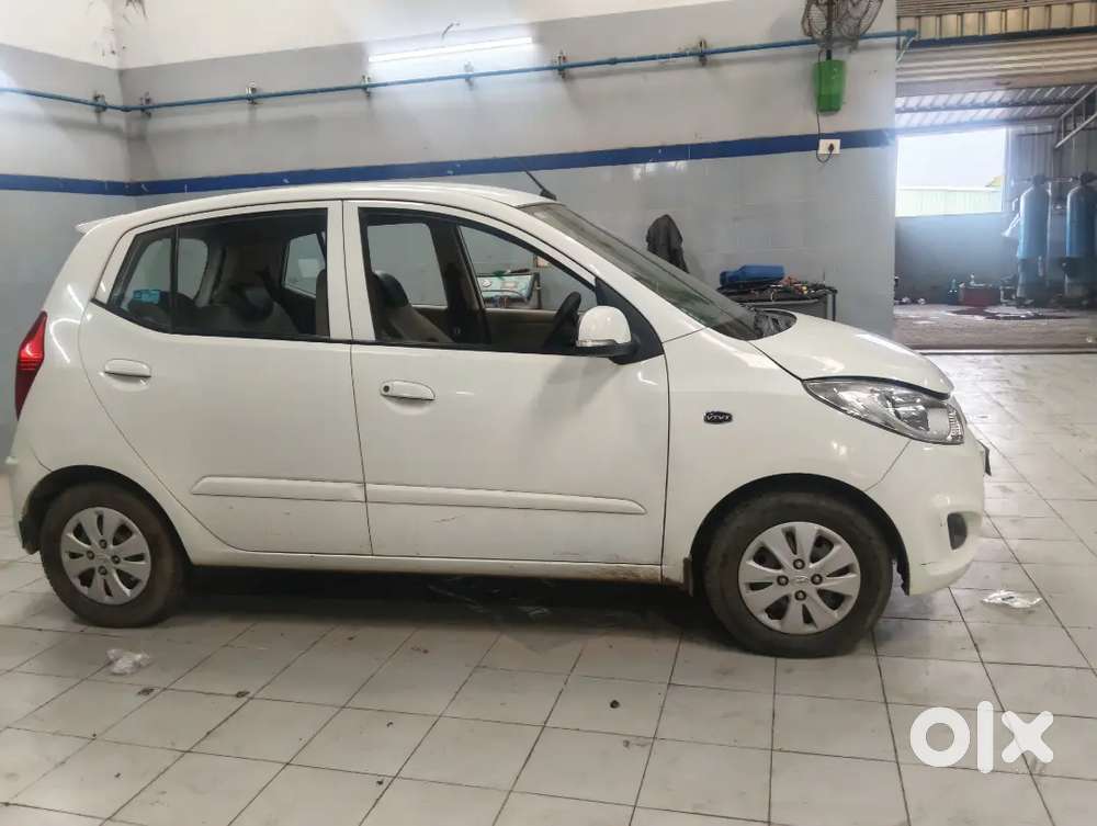 Hyundai I10 Sportz 2013 Petrol Manual