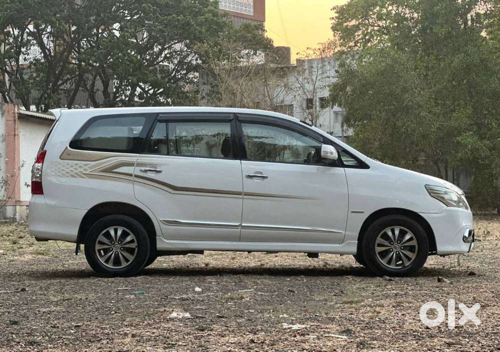 Toyota Innova 2.5 Z Diesel 7 Seater, 2015, Diesel