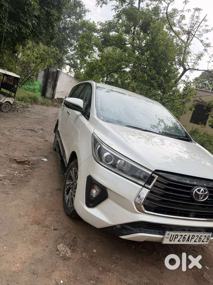 Toyota Innova Crysta 2.4 V 7 Str, 2022, Petrol