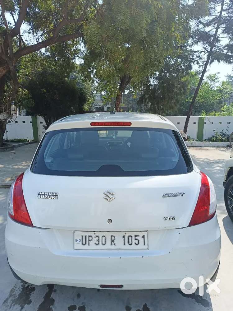 Maruti Suzuki Swift 2012 Diesel 114500 Km Driven