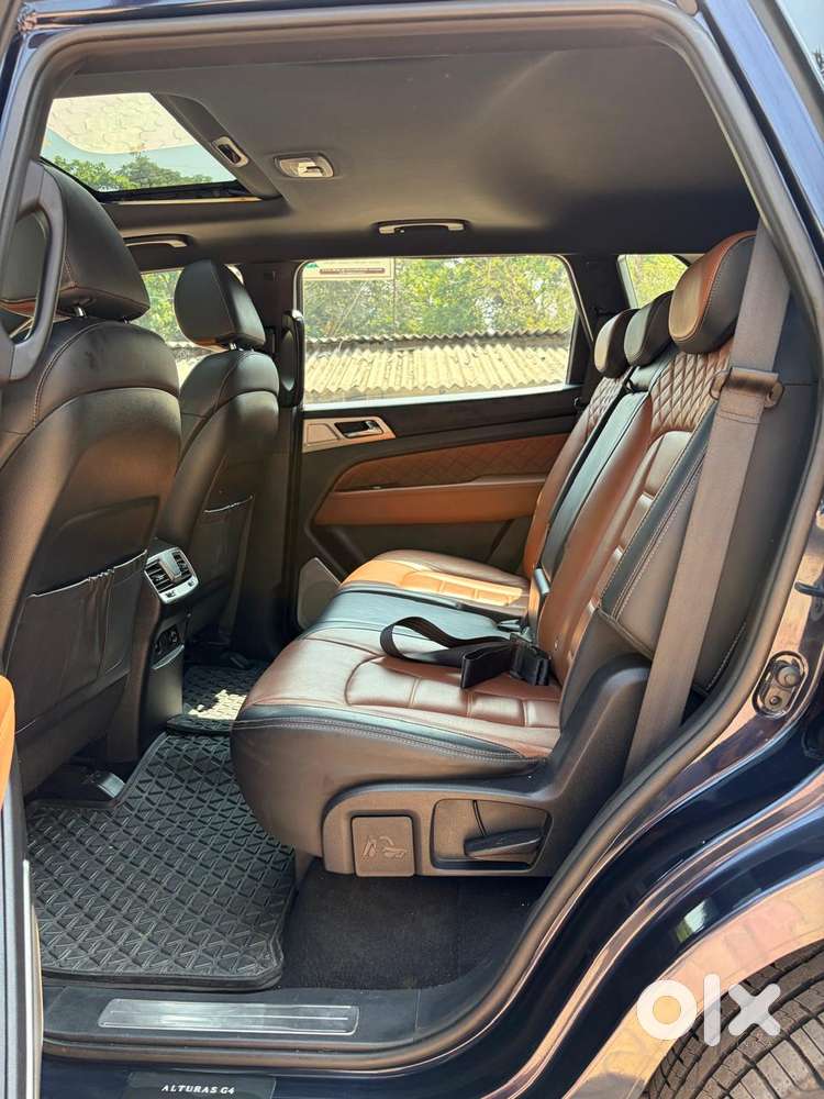 Mahindra Alturas G4 4wd At, 2019, Diesel