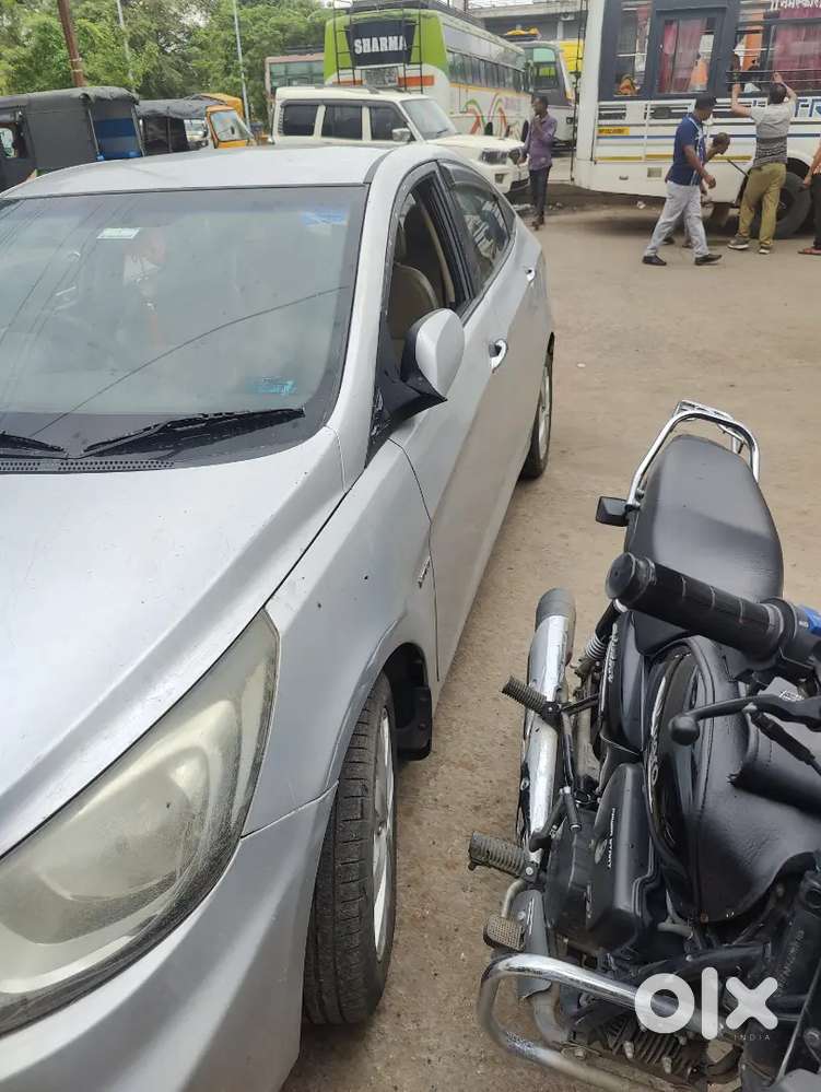 Hyundai Verna Crdi Manual 2011 Year