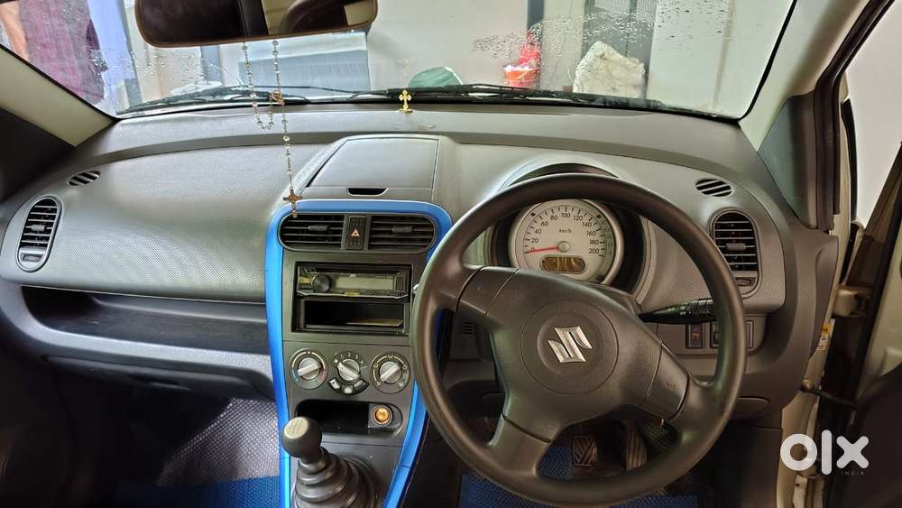 Maruti Suzuki Ritz Lxi, 2010, Petrol