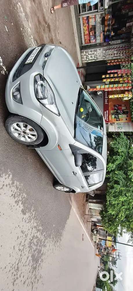 Ford Figo Petrol Zxi, 2011 Model Year