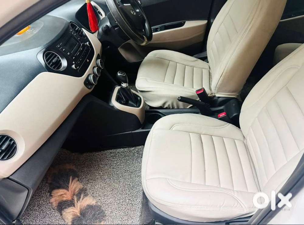 Hyundai Grand I10 Sportz 2017 Car