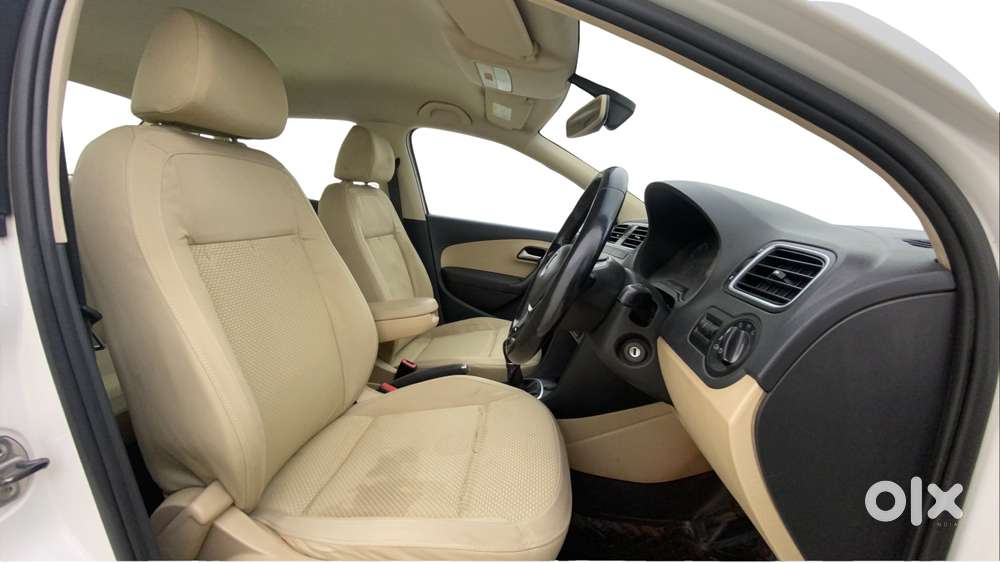 Volkswagen Ameo 1.2 Mpi Highline 16 Alloy, 2017, Petrol