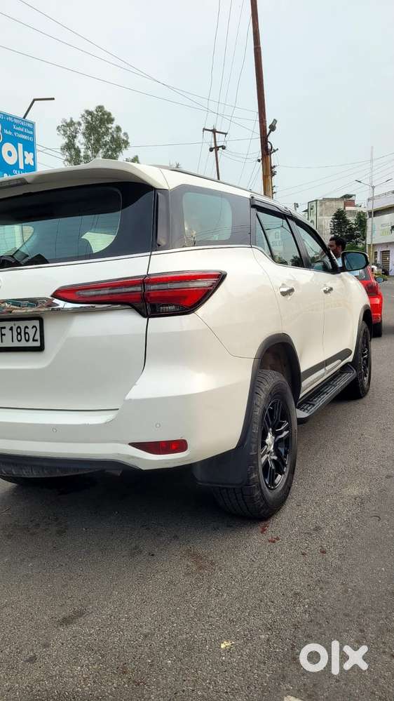 Toyota Fortuner 4x2 At 2.8 Diesel, 2021, Diesel