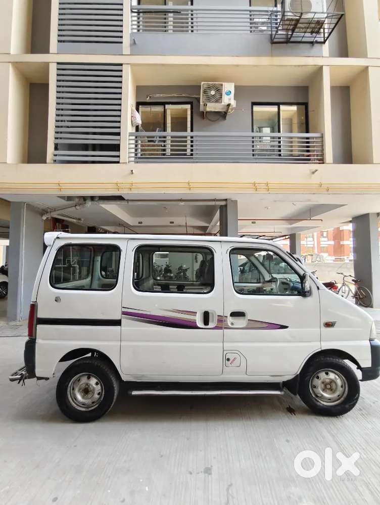 Maruti Suzuki Eeco 2016