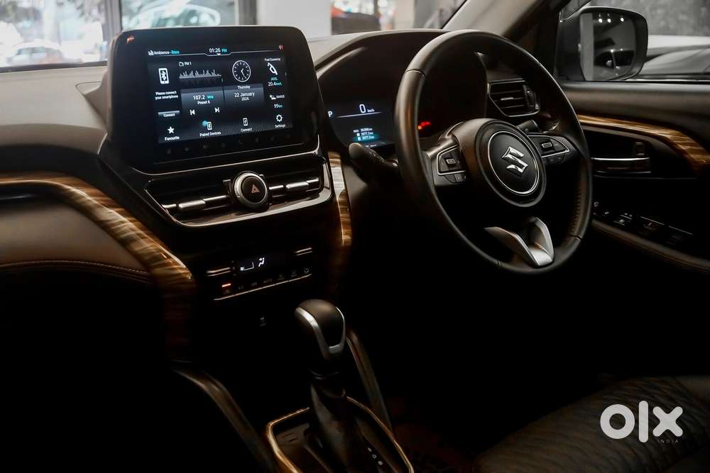 Maruti Suzuki Grand Vitara 1.5 Alpha Plus Intelligent Hybrid Ecvt, 2..