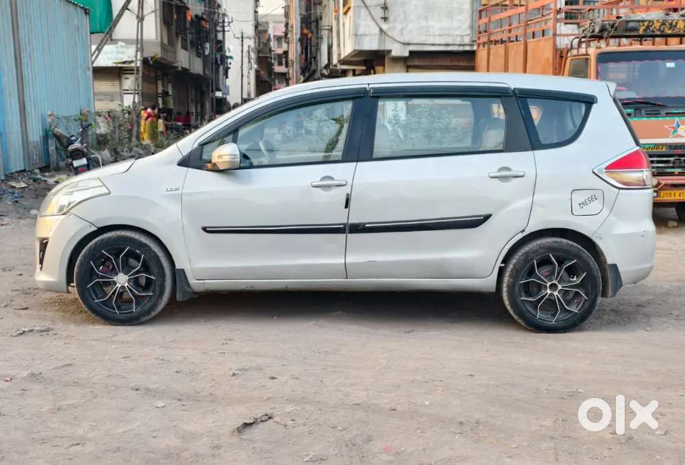 Maruti Suzuki Ertiga Vdi 2013