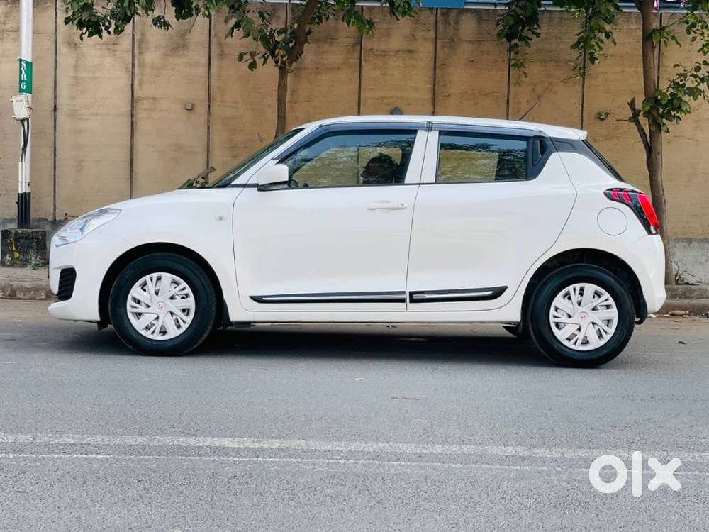 Maruti Suzuki Swift 2018 Lxi, 2019, Petrol