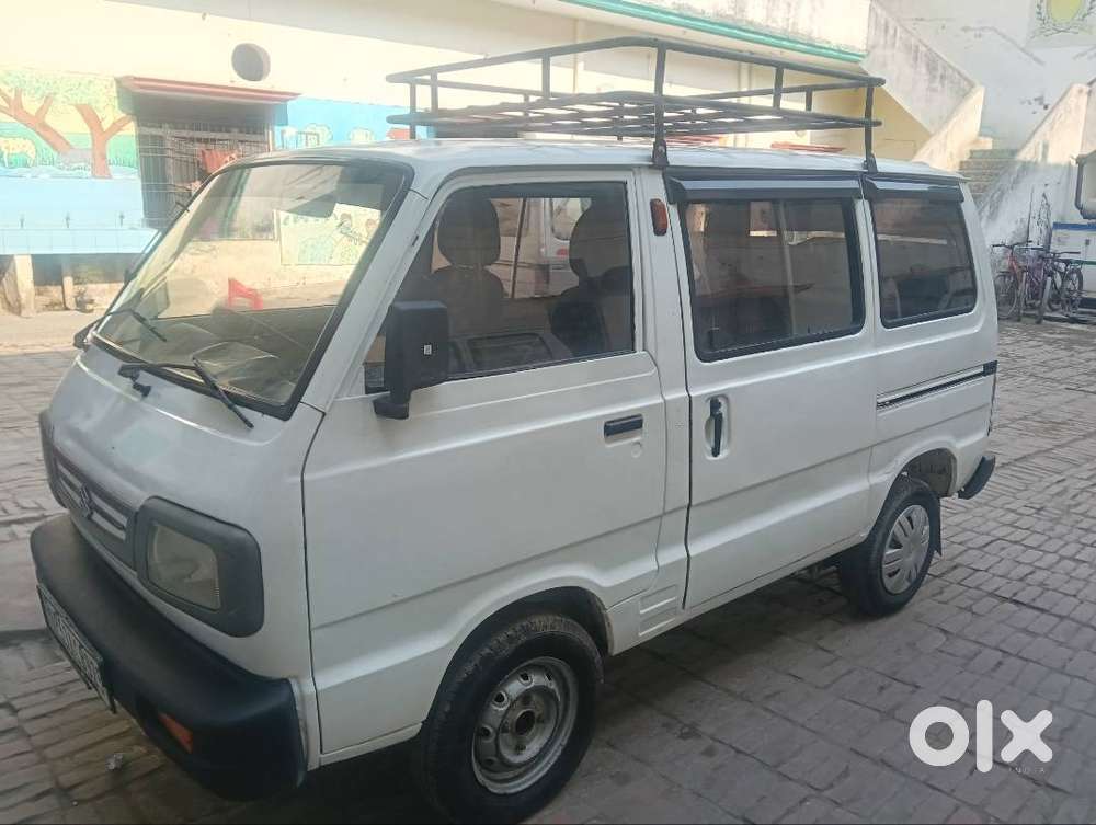 Good Condition With Comfortable Seats And Matted Floor