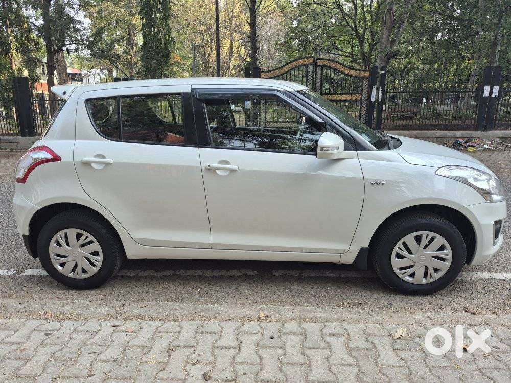 Maruti Suzuki Swift Vxi, 2017, Petrol