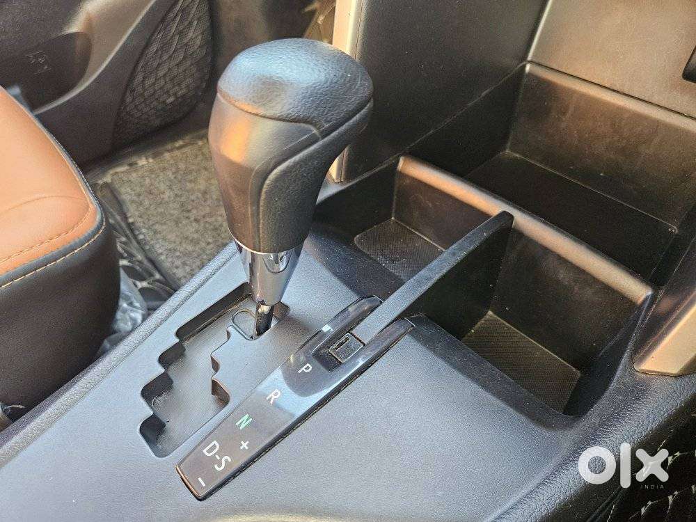 Toyota Innova Crysta [2020-ongoing] 2.4 Gx 7 Str, 2020, Diesel