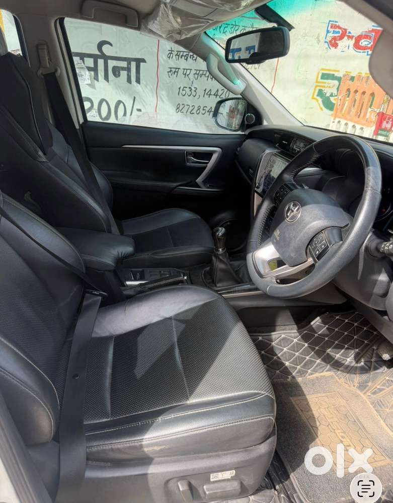 Toyota Fortuner Diesel 2023 Car 24 Spinny Wale Dur Rahe