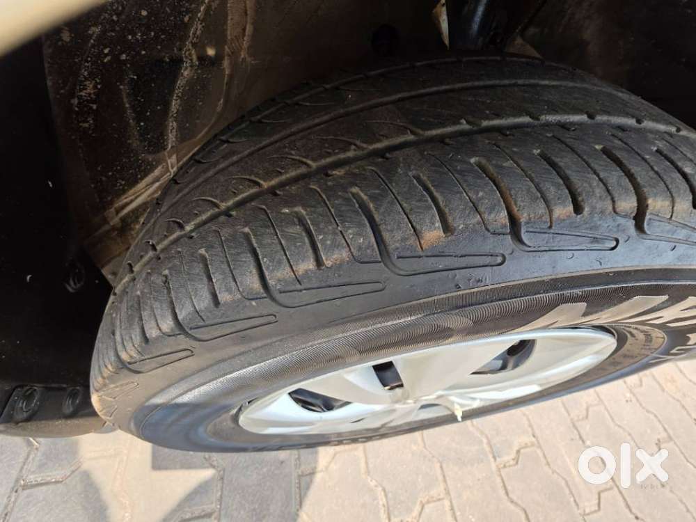 Maruti Suzuki Swift Vxi + Manual, 2020, Petrol