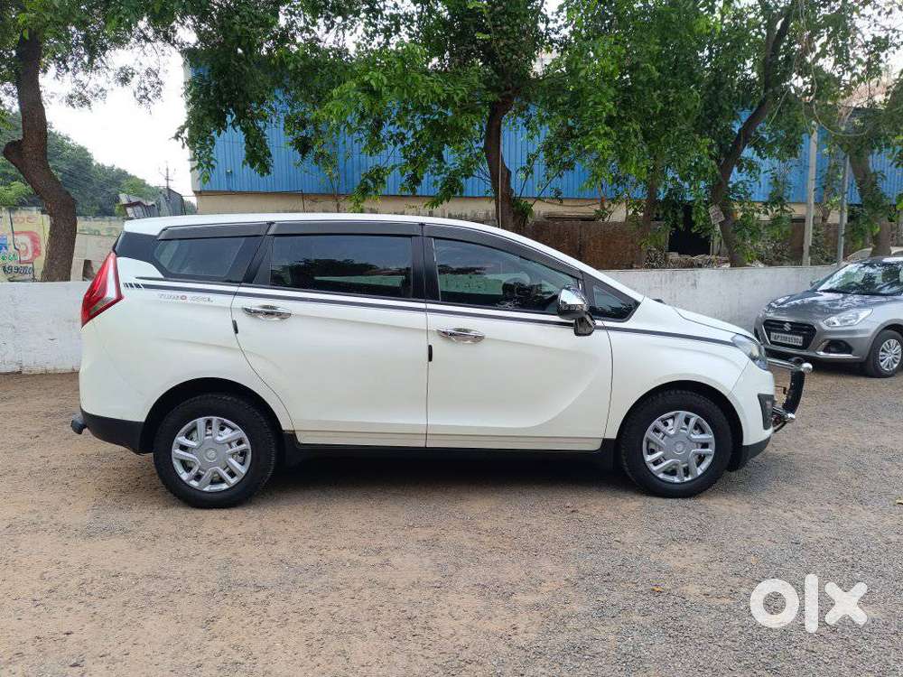 Mahindra Marazzo M2, 2019, Diesel