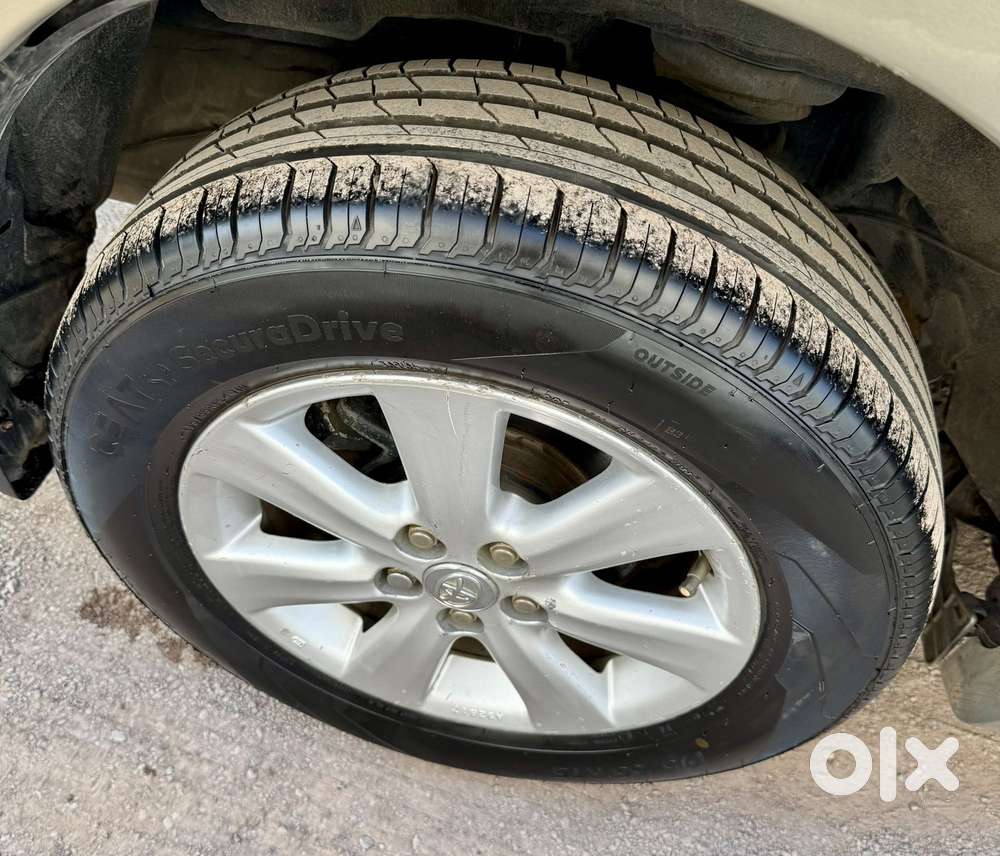 Toyota Corolla Altis 2010-2013 Diesel D4dg, 2012, Diesel