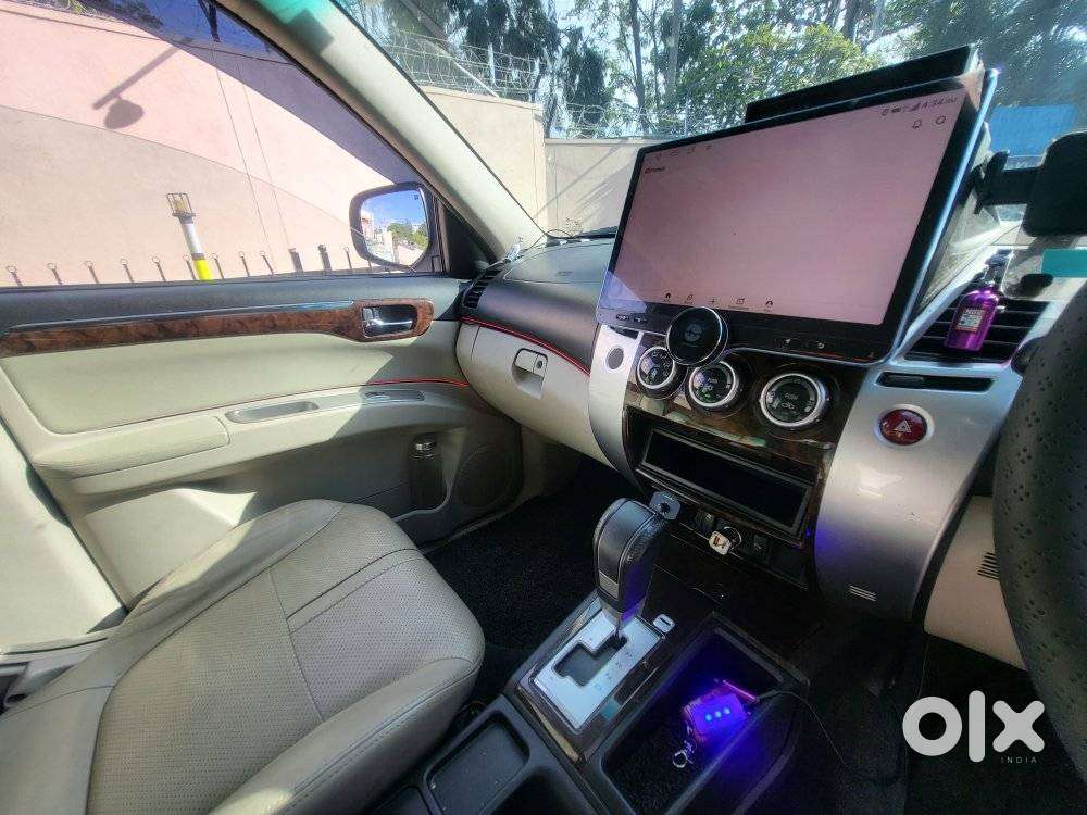 Mitsubishi Pajero Sport 2.5 Automatic, 2015, Diesel