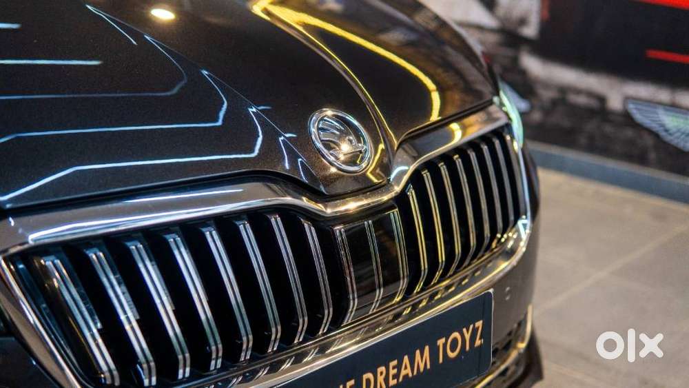 Skoda Superb L&k 2.0 Tdi At, 2021, Petrol