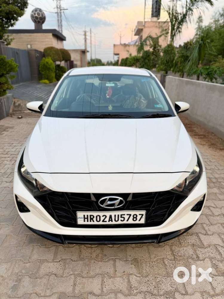 Hyundai I20 Petrol Cvt Magna Executive, 2020, Petrol