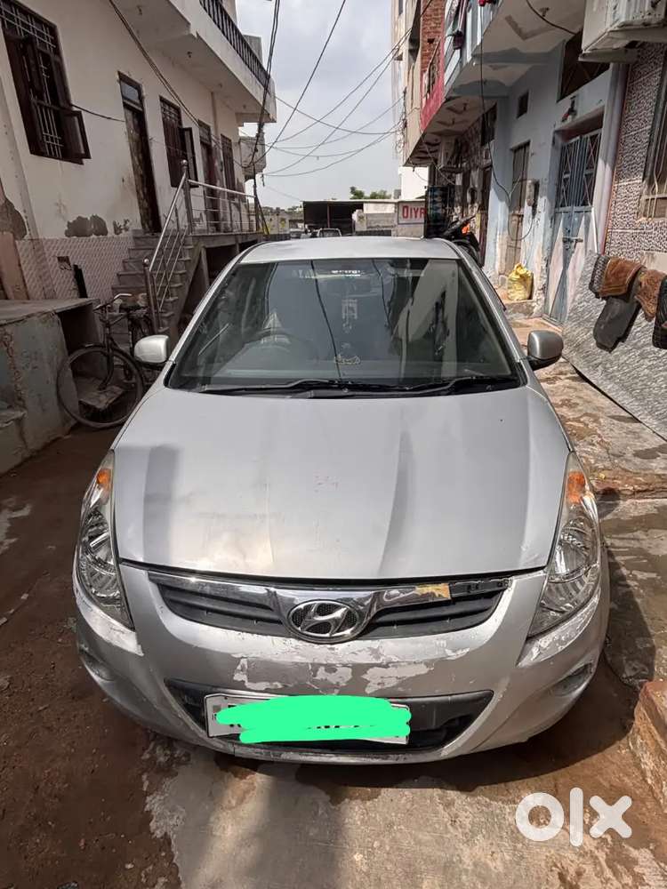 Hyundai I20 Sportz 2011 Diesel Car