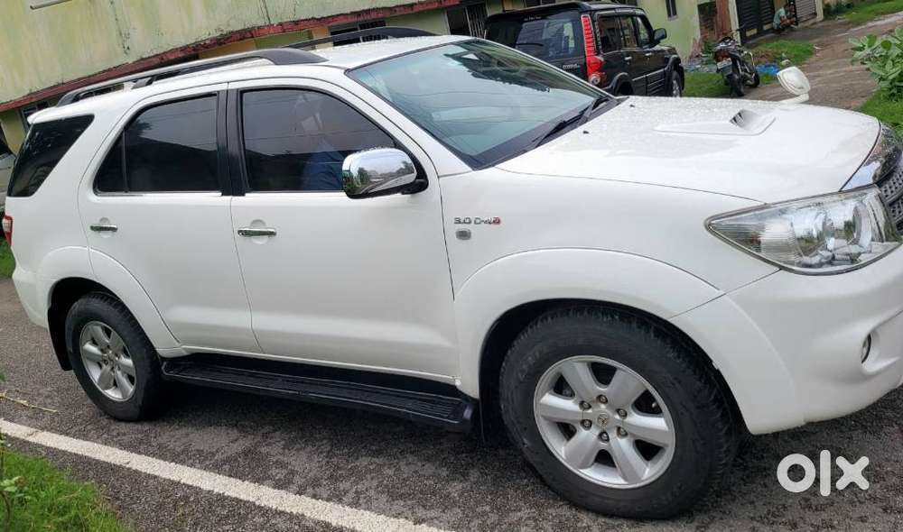 Toyota Fortuner 4x4 Mt, 2012, Diesel