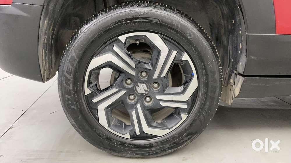 Maruti Suzuki Vitara Brezza 1.5 Zxi Plus At Dual Tone, 2022, Petrol