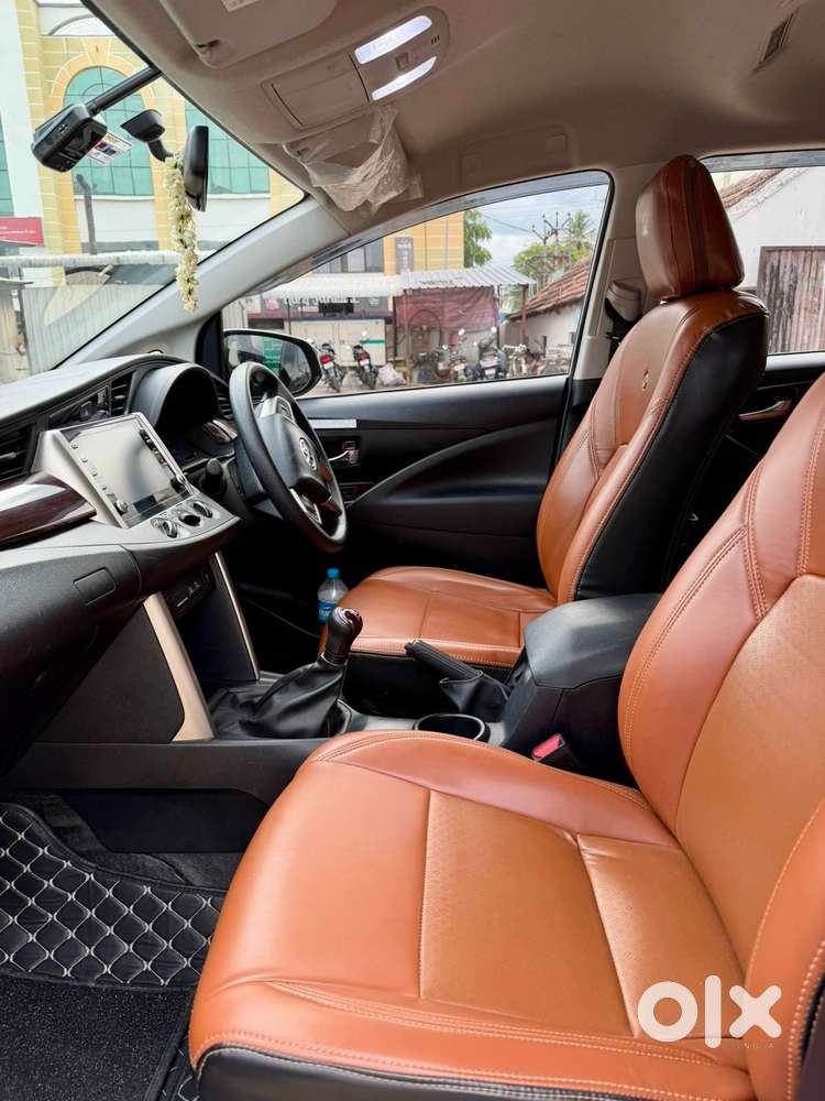 Toyota Innova Crysta 2.4 G Plus Mt 7 Str, 2024, Diesel