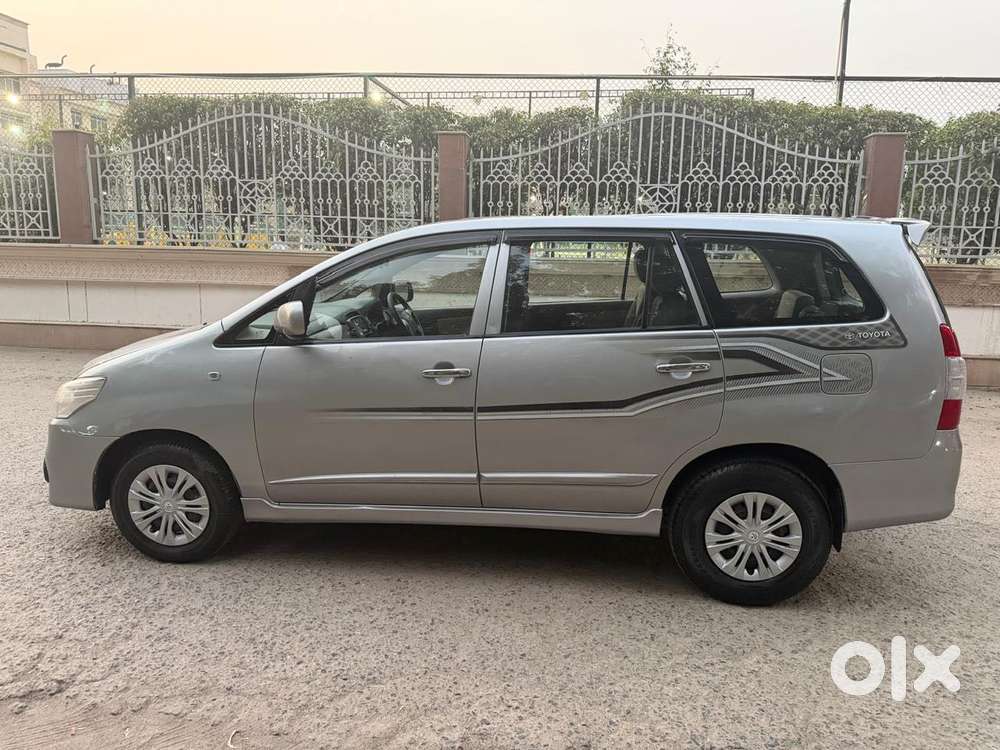 Toyota Innova 2.5 Gx 7 Str Bs-iii, 2016, Diesel