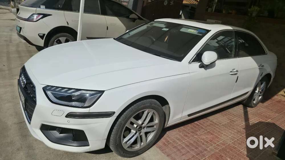 Audi A4 2022 Petrol (warranty Upto 2027)