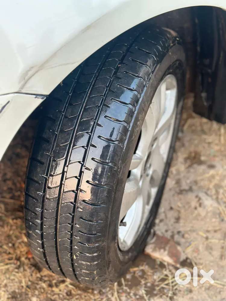 Maruti Suzuki Swift Dzire 2013 Diesel Well Maintained