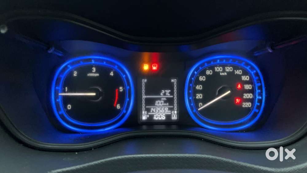 Maruti Suzuki Vitara Brezza Zdi+ Dual Tone Mt, 2017, Diesel