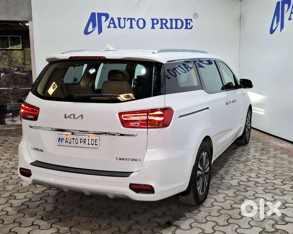Kia Carnival Limousine Plus 7 Str, 2022, Diesel
