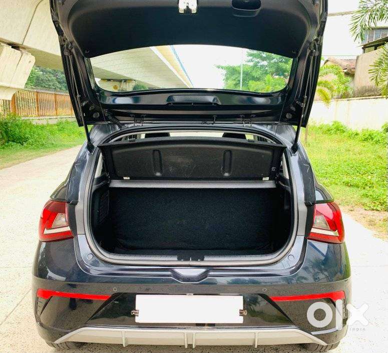Hyundai New I20 1.2 Asta (o) Mt, 2023, Petrol