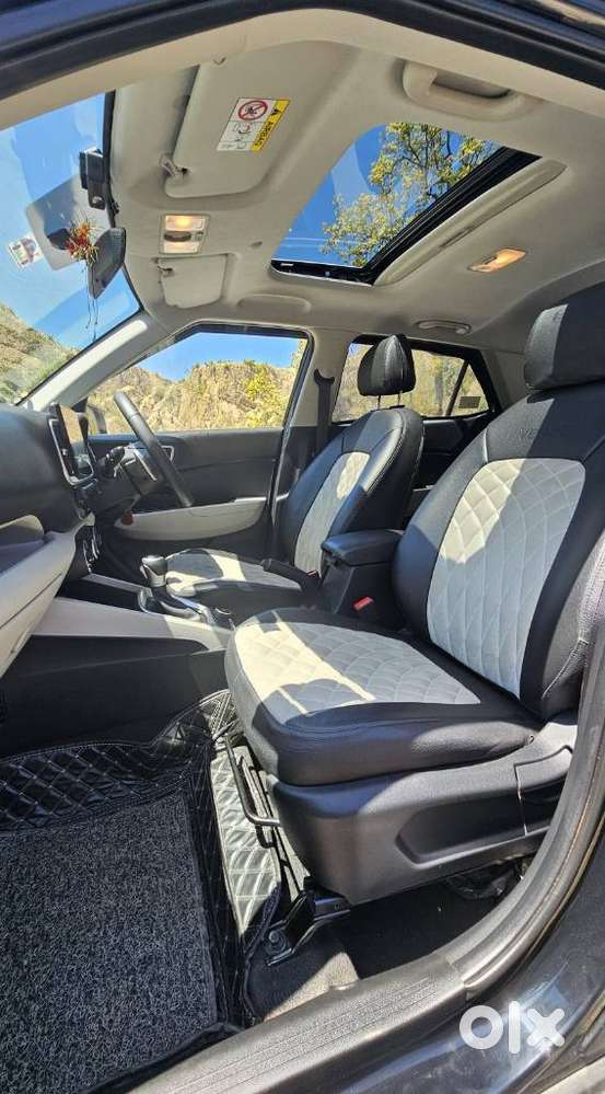 Hyundai Venue 1.0 S (o) Turbo Dct, 2025, Petrol