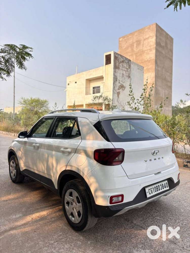 Hyundai Venue S 1.2 Petrol, 2021, Petrol