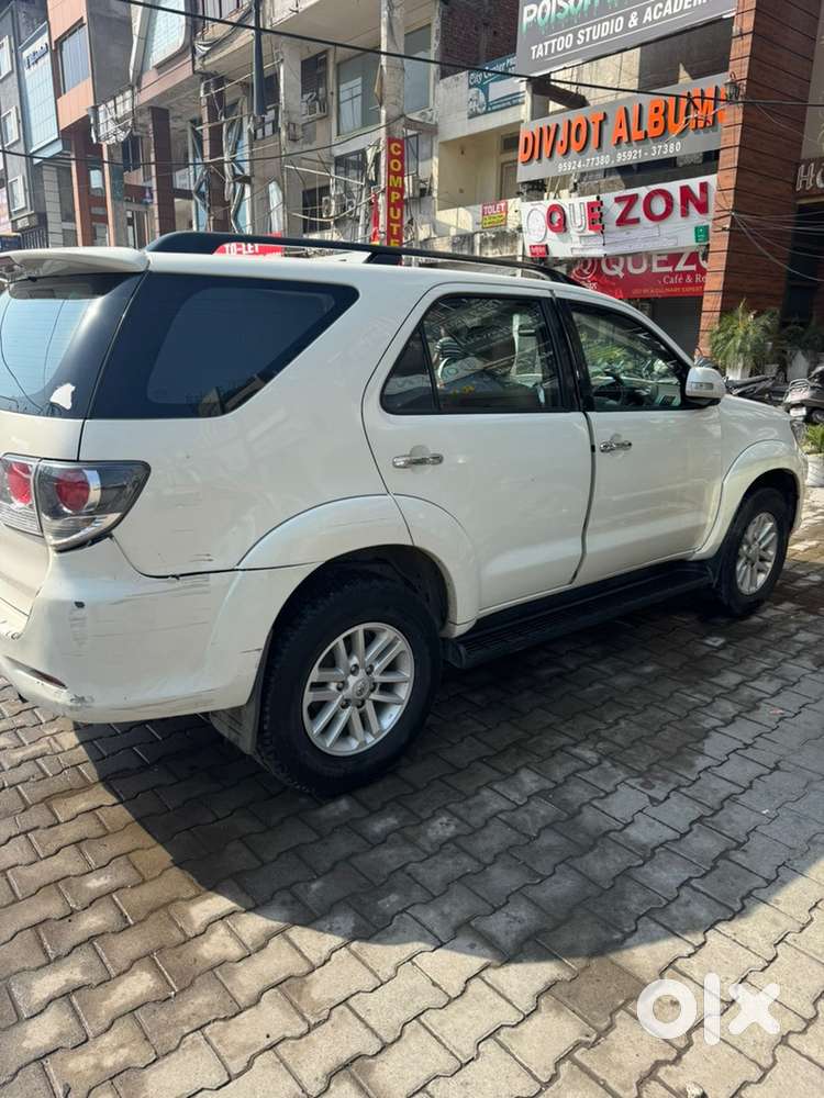 Toyota Fortuner Diesel 2013
