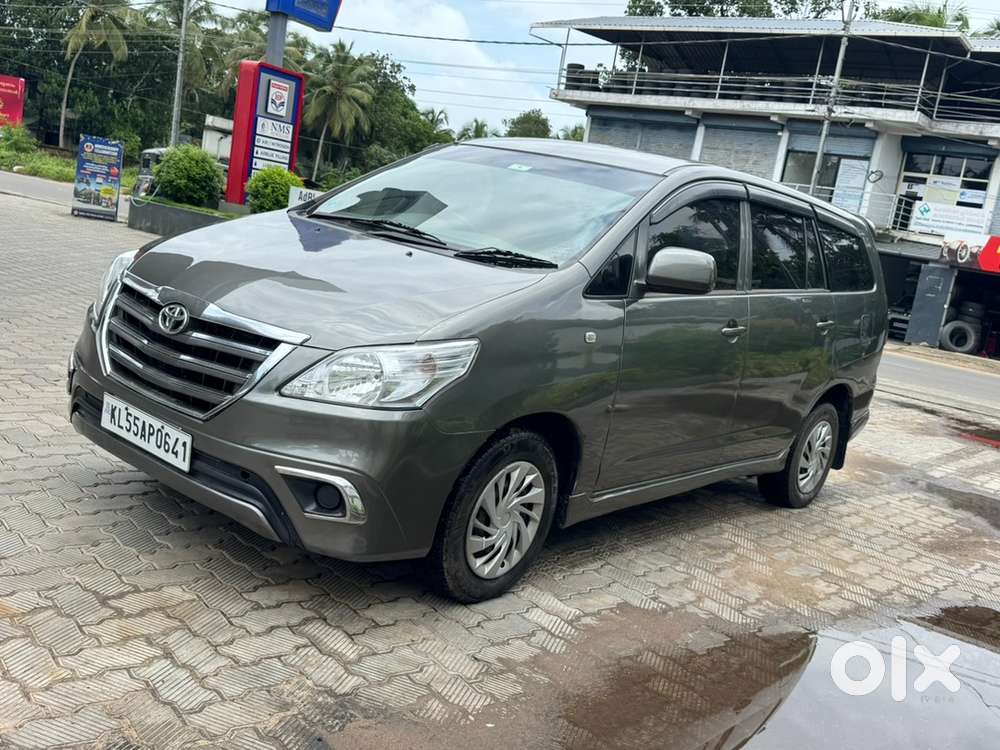 Toyota Innova Diesel 2012