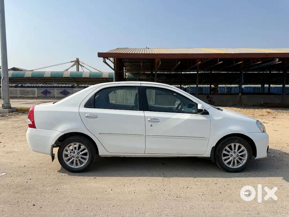 Toyota Etios 2013 Diesel 78000 Km Driven