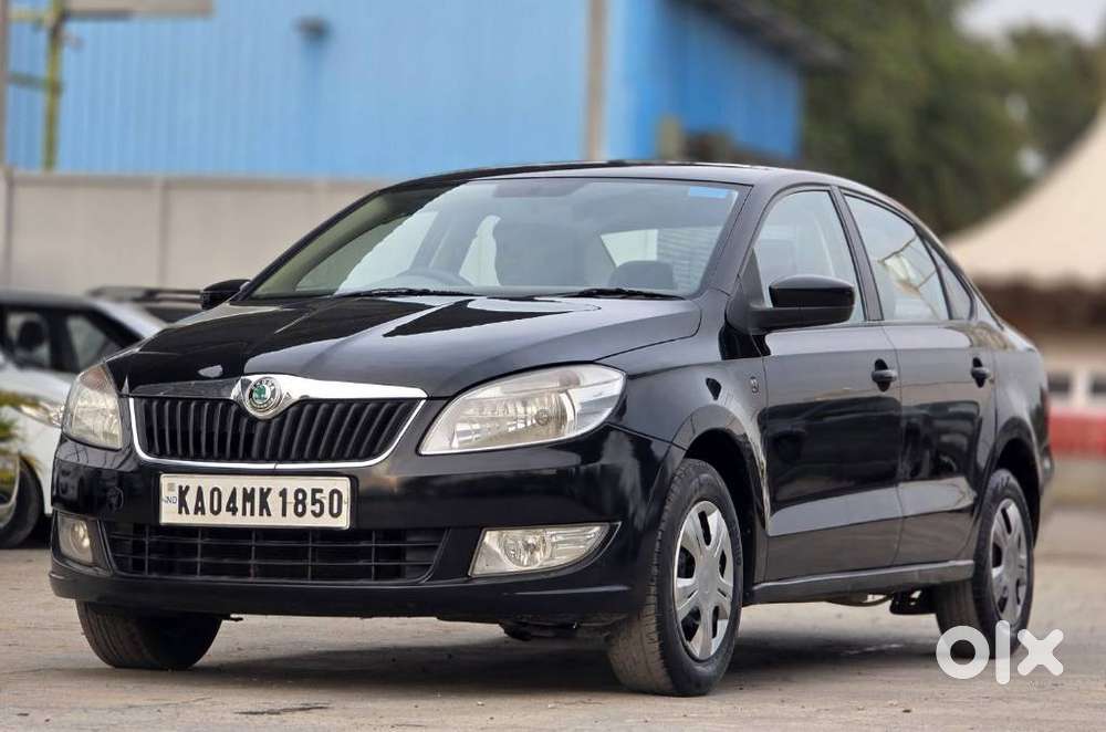 Skoda Rapid 1.6 Mpi At Ambition, 2012, Petrol