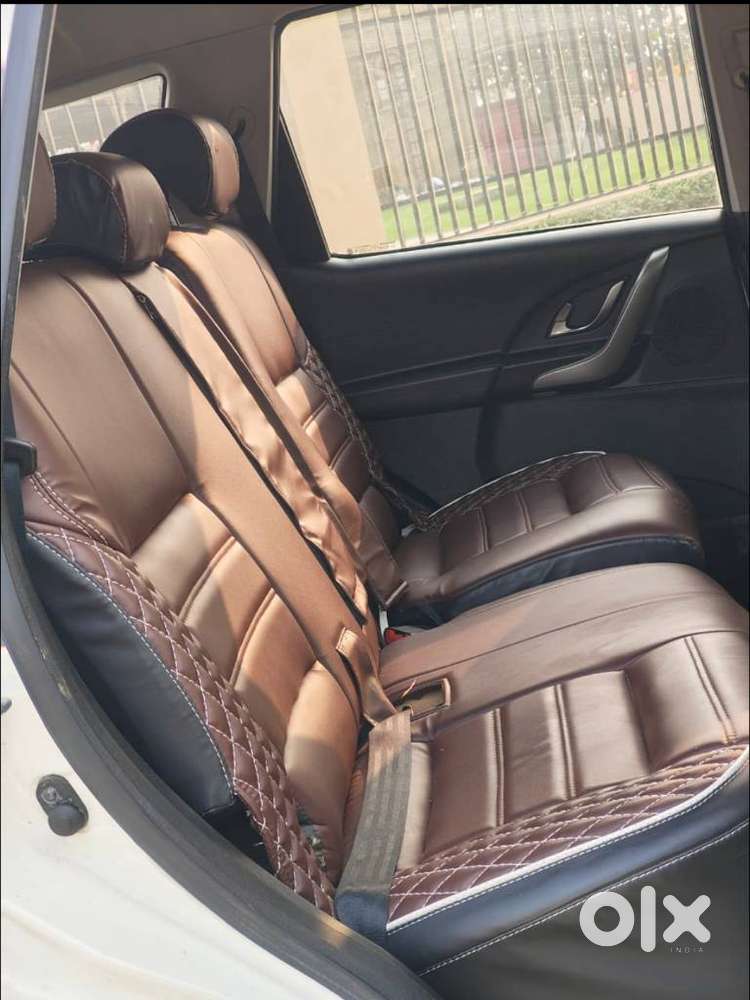 Mahindra Xuv500 W7, 2020, Diesel