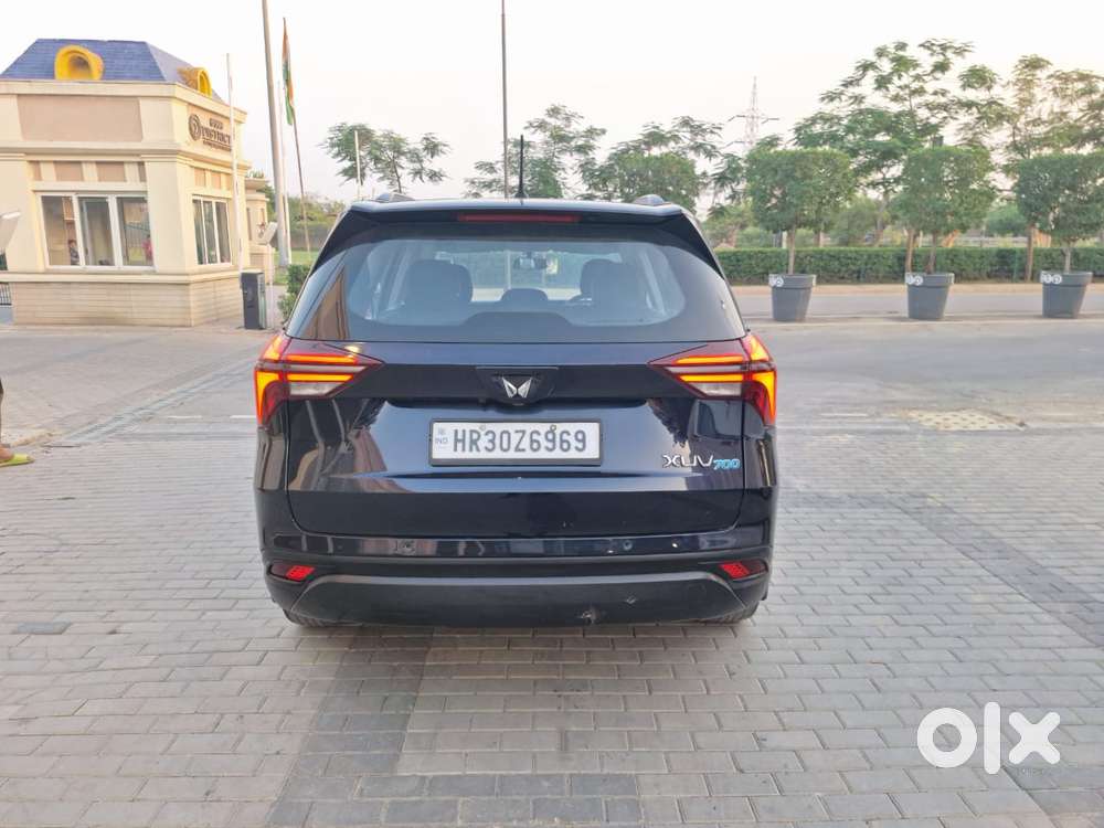 Mahindra Xuv700 2.2 Mx Diesel Mt 5 Str, 2022, Diesel