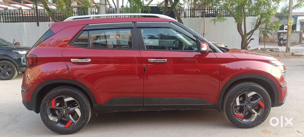 Hyundai Venue S Plus Mt 1.2 Kappa, 2022, Petrol