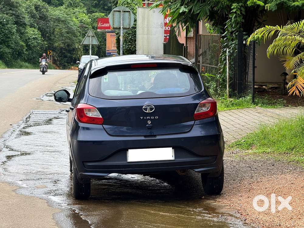 Tata Tiago Xta Automatic