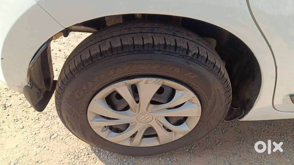 Maruti Suzuki Swift Vxi + Manual, 2021, Petrol