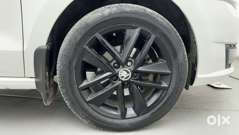 Skoda Rapid 1.0 Ambition Tsi, 2021, Petrol