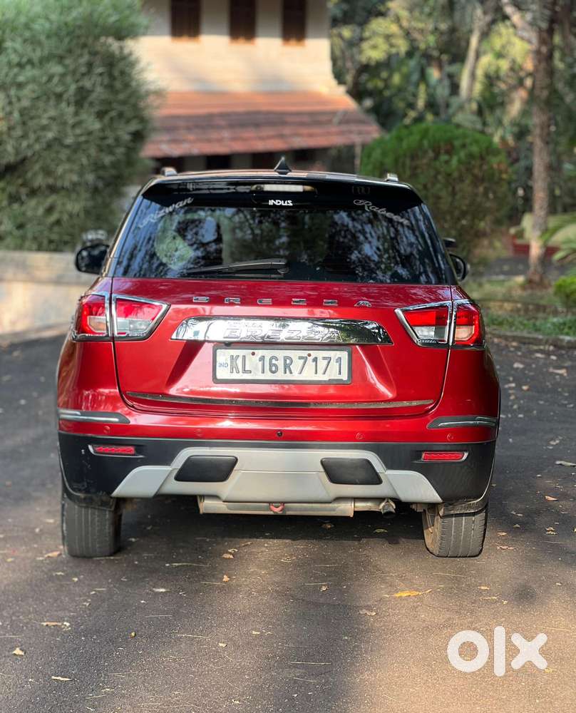 Maruti Suzuki Brezza Zdi+ Dual Tone, 2016, Diesel