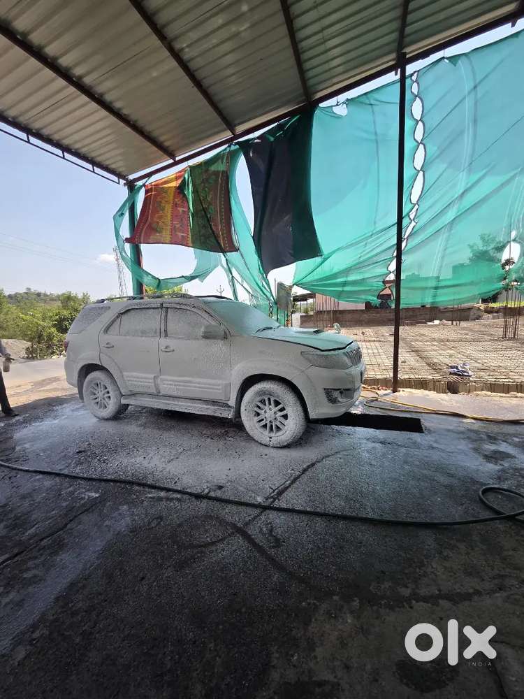 Toyota Fortuner Legender 2014